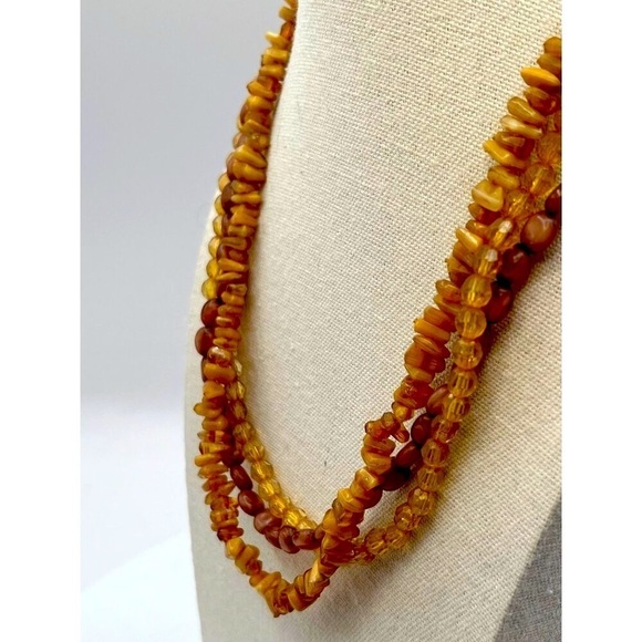Vintage Multi-Strand Beaded Necklace With Agate Chips - Picture 3 of 7